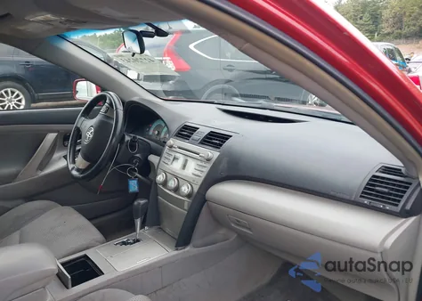 2011 Toyota Camry Se z USA, uszkodzony, nr VIN 4T1BF3EK2BU676329